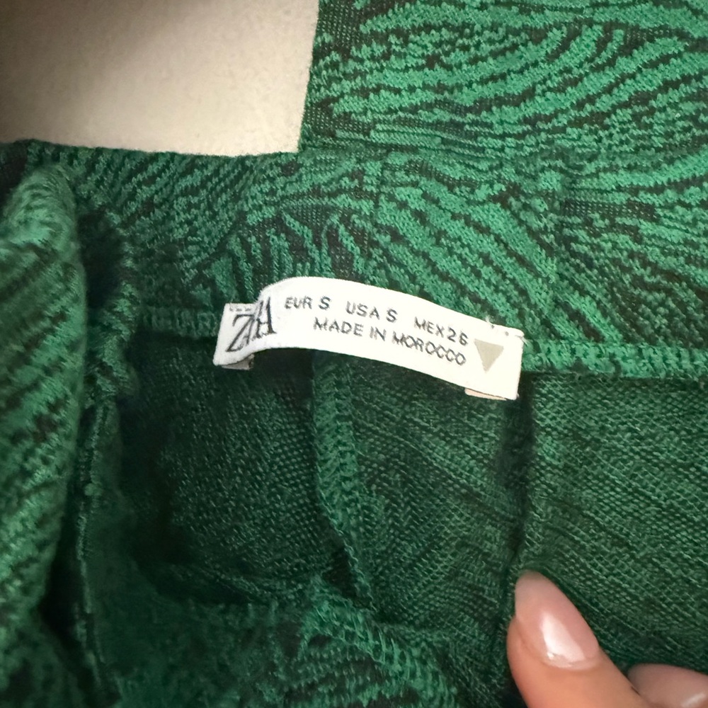 Zara Emerald Patterned Flare Pants - Picture 8 of 8